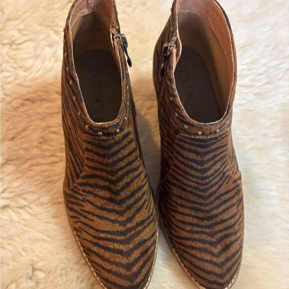 Corkys Swifton Tiger Striped Booties size 7 - Picture 7 of 11
